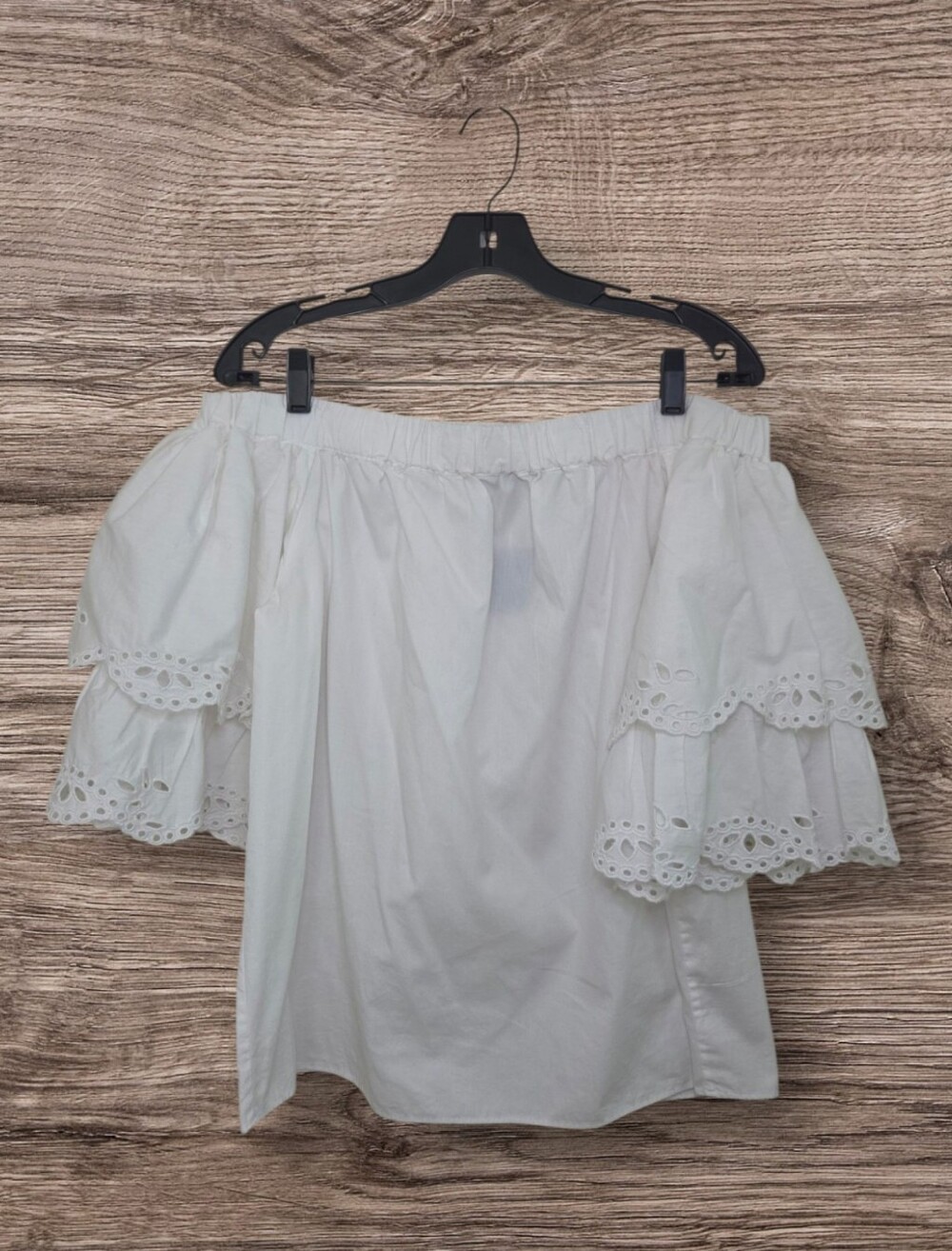 Women's Kaari Blue White Off Shoulder Ruffled Eyelet Sleeve Top Sz Large NWT